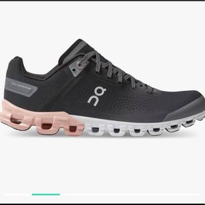 COPY - Used OnCloud Cloudflow shoes